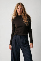 Fine Ribbed Merino Wool Sweater in brown with Mock neck