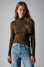 Fine Ribbed Merino Wool Sweater in camel with Mock neck