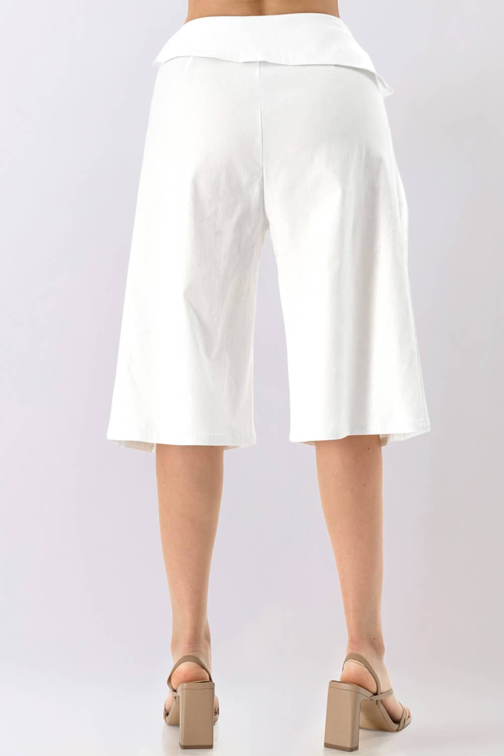 Pleated Wide-Leg Bermuda Pants