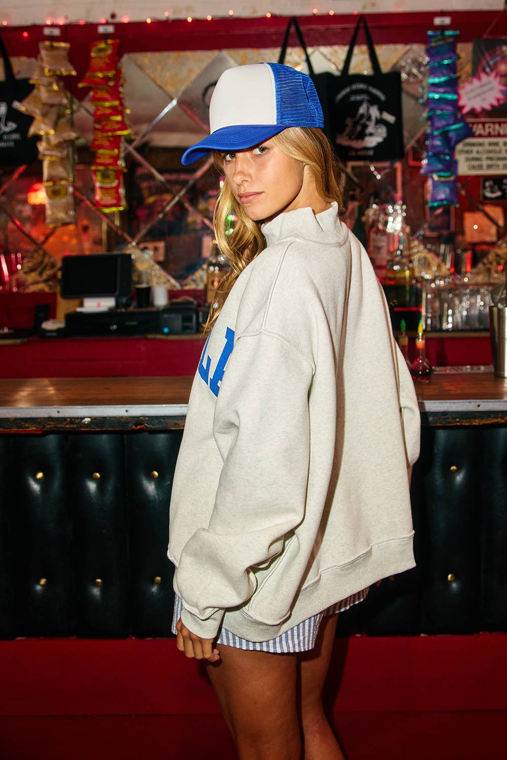 IT2594-DRINKS | Booze Print Reversible Mock Neck Sweatshirt