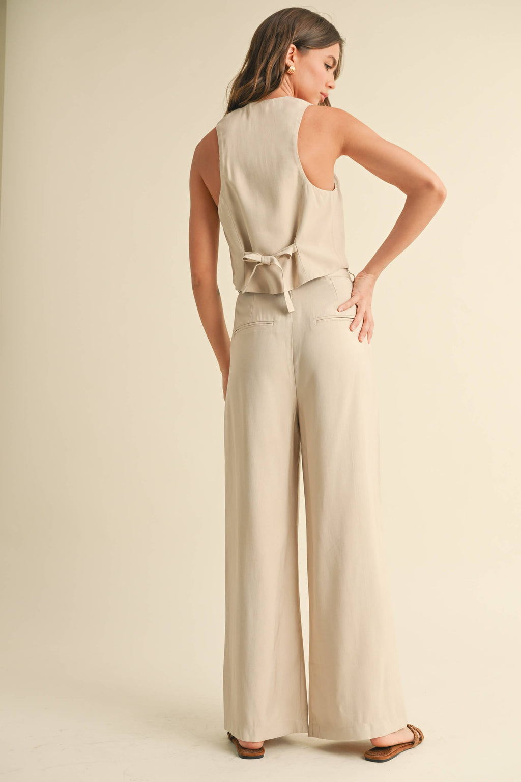 HIGHWAISTED WIDELEG TROUSERS