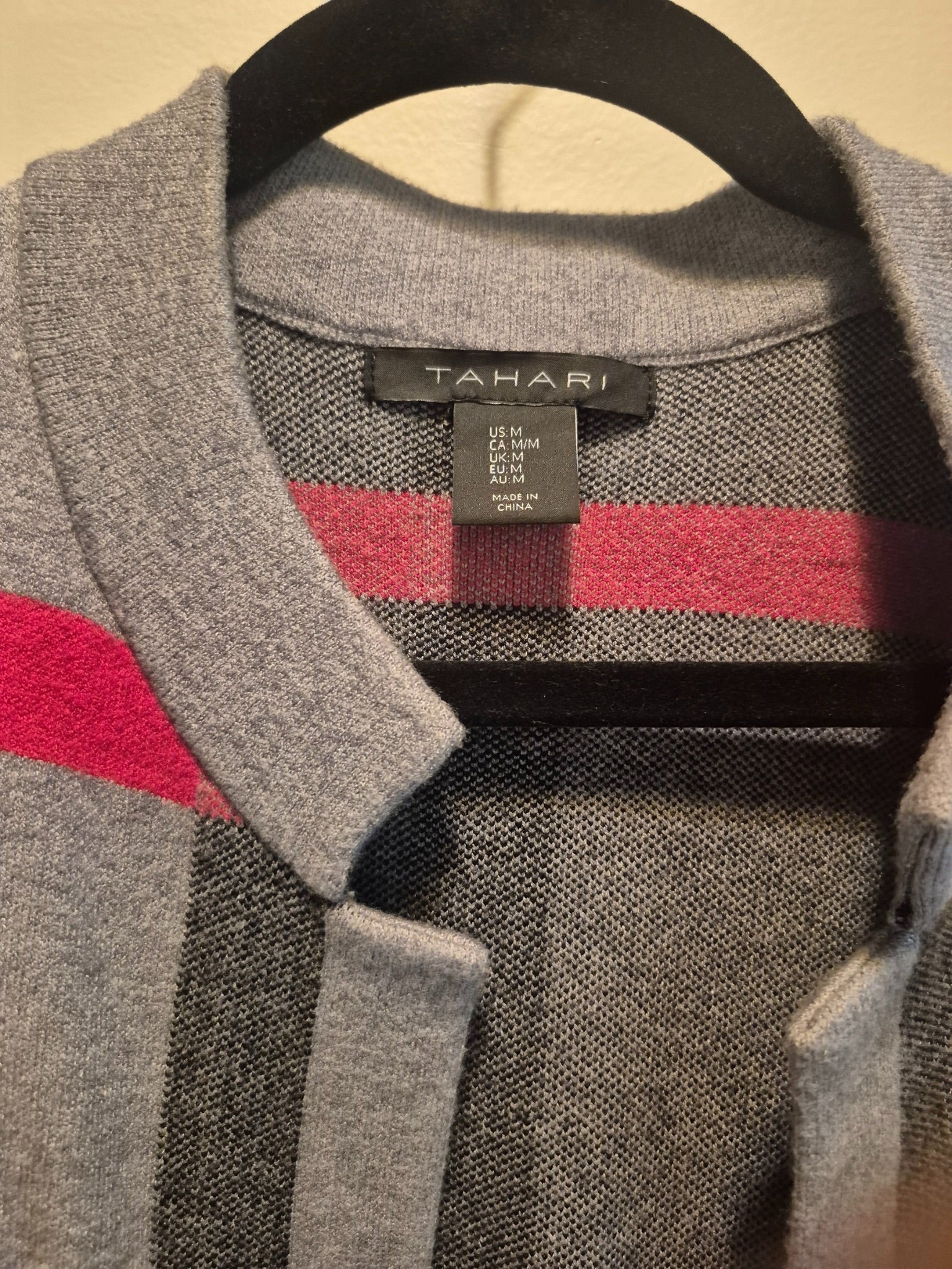 Tahari Cardigan Size M (ReFashion)