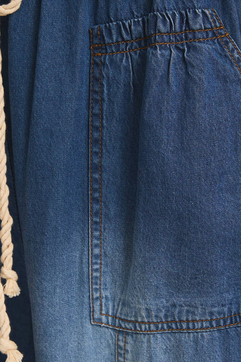 DRAW STRING WAIST WIDE JOGGER JEAN