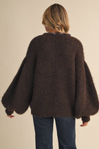 CREW NECK SATIN SCARF AROUND THE NECK PULLOVER SWEATER